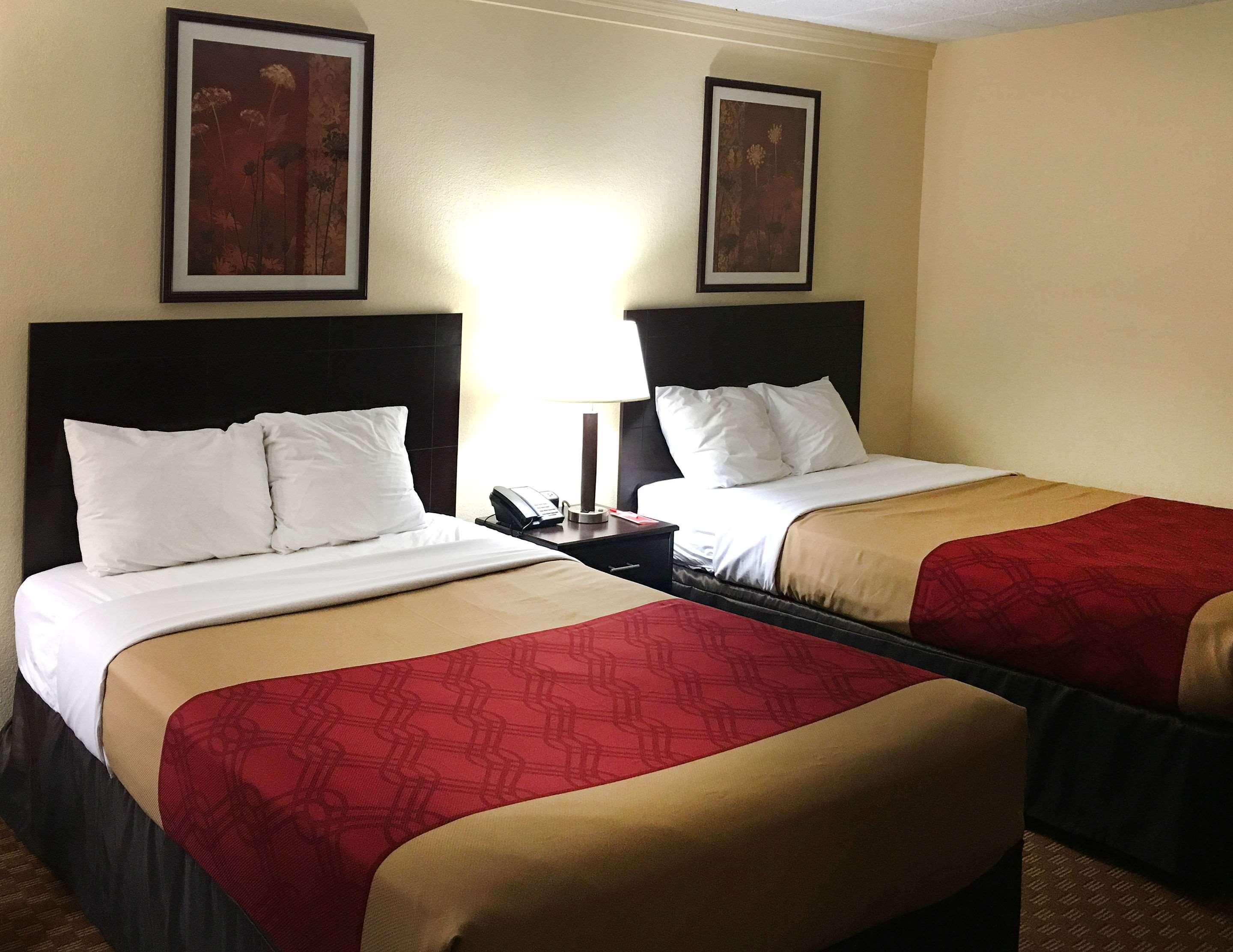 Econo Lodge Inn & Suites Shamokin Dam - Selinsgrove Екстер'єр фото